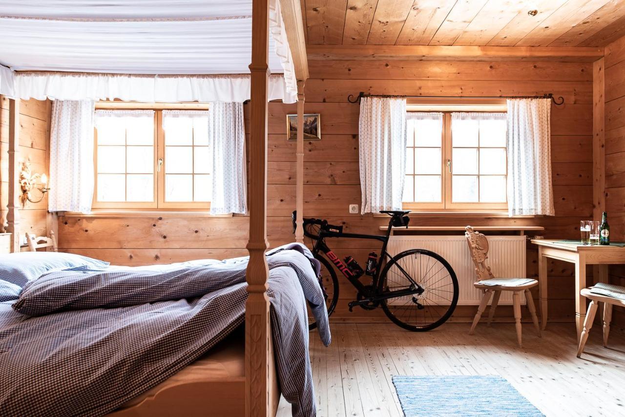 Gaemsle Hotel, Wirtshaus & Mehr Schoppernau Extérieur photo