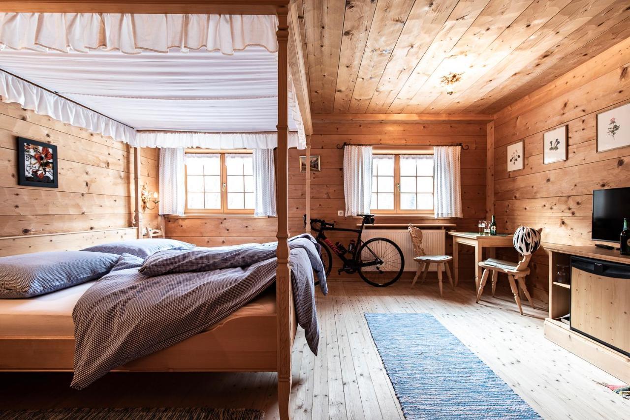 Gaemsle Hotel, Wirtshaus & Mehr Schoppernau Extérieur photo